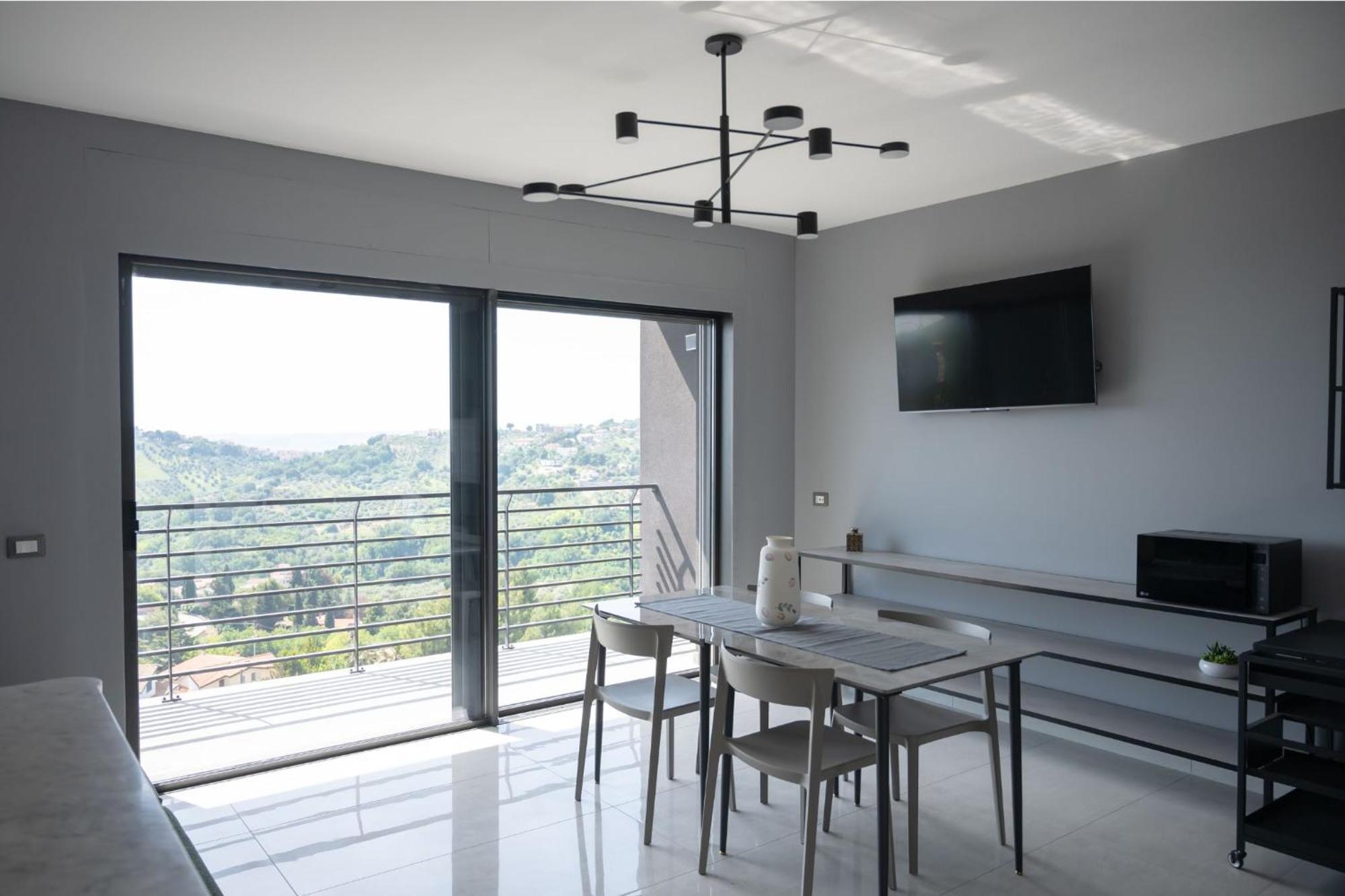 Casa Vista Mare E Colline A Montesilvano Colle Екстериор снимка